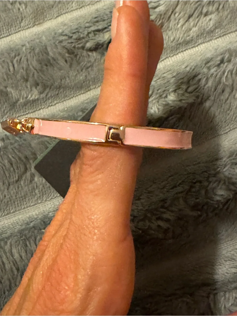 Kate Spade New York Everyday Spade Thin Enamel Bangle Pink. 2.25” W Inside